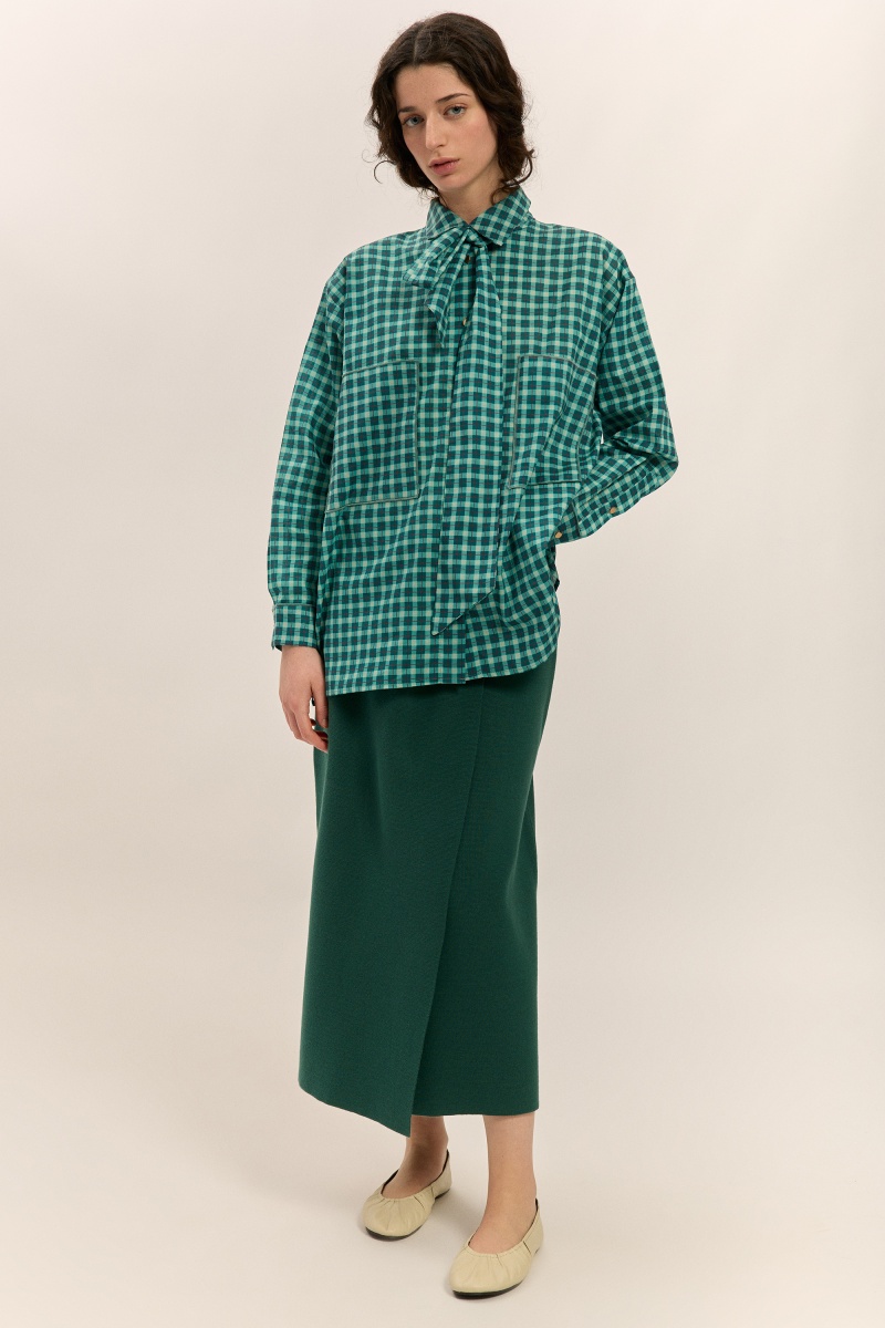 Oversized shirt with bow