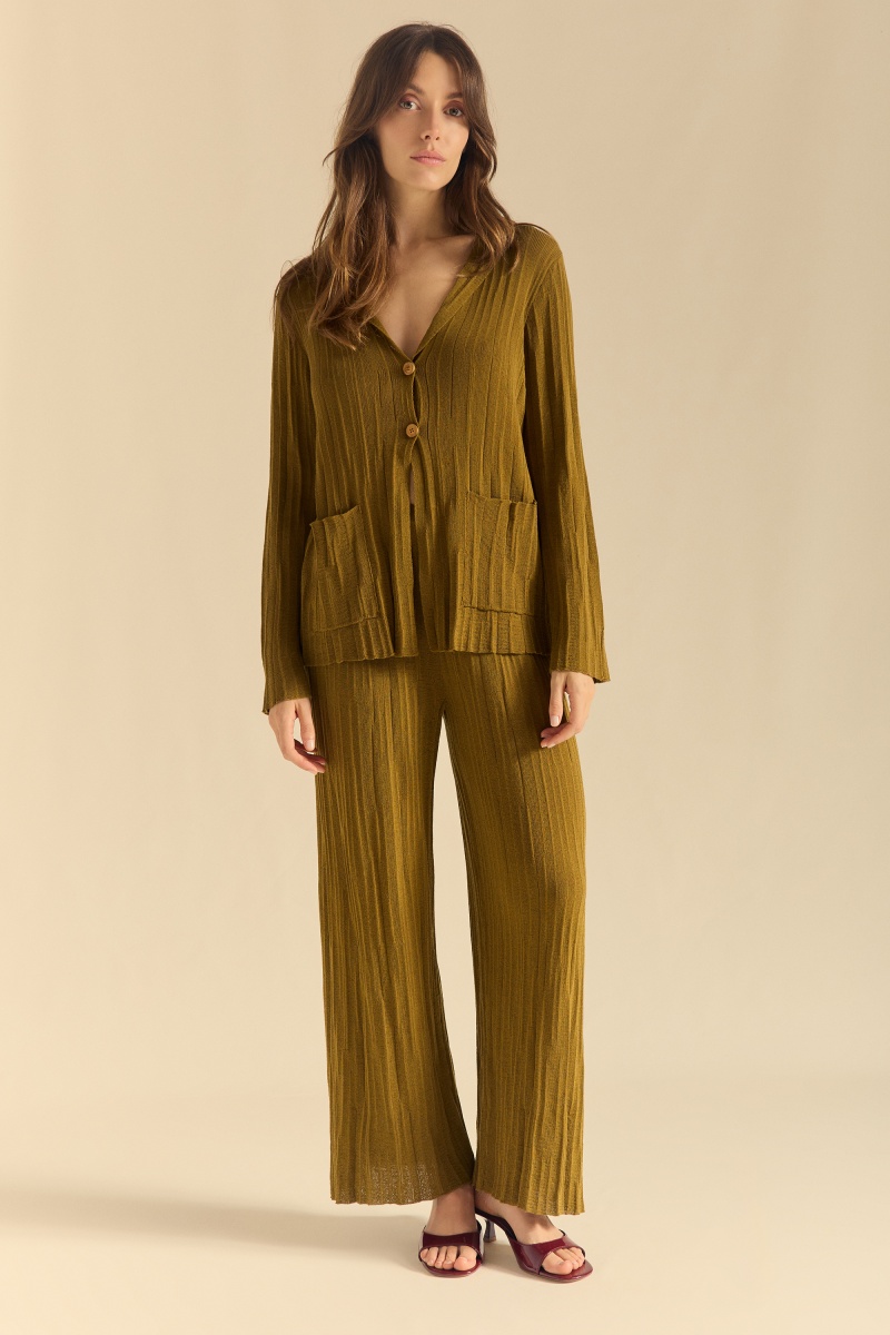 Crinkle effect knit jacket