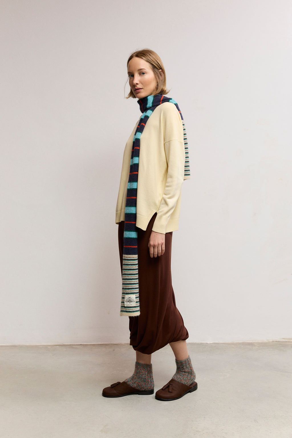 Round drop-sleeve sweater