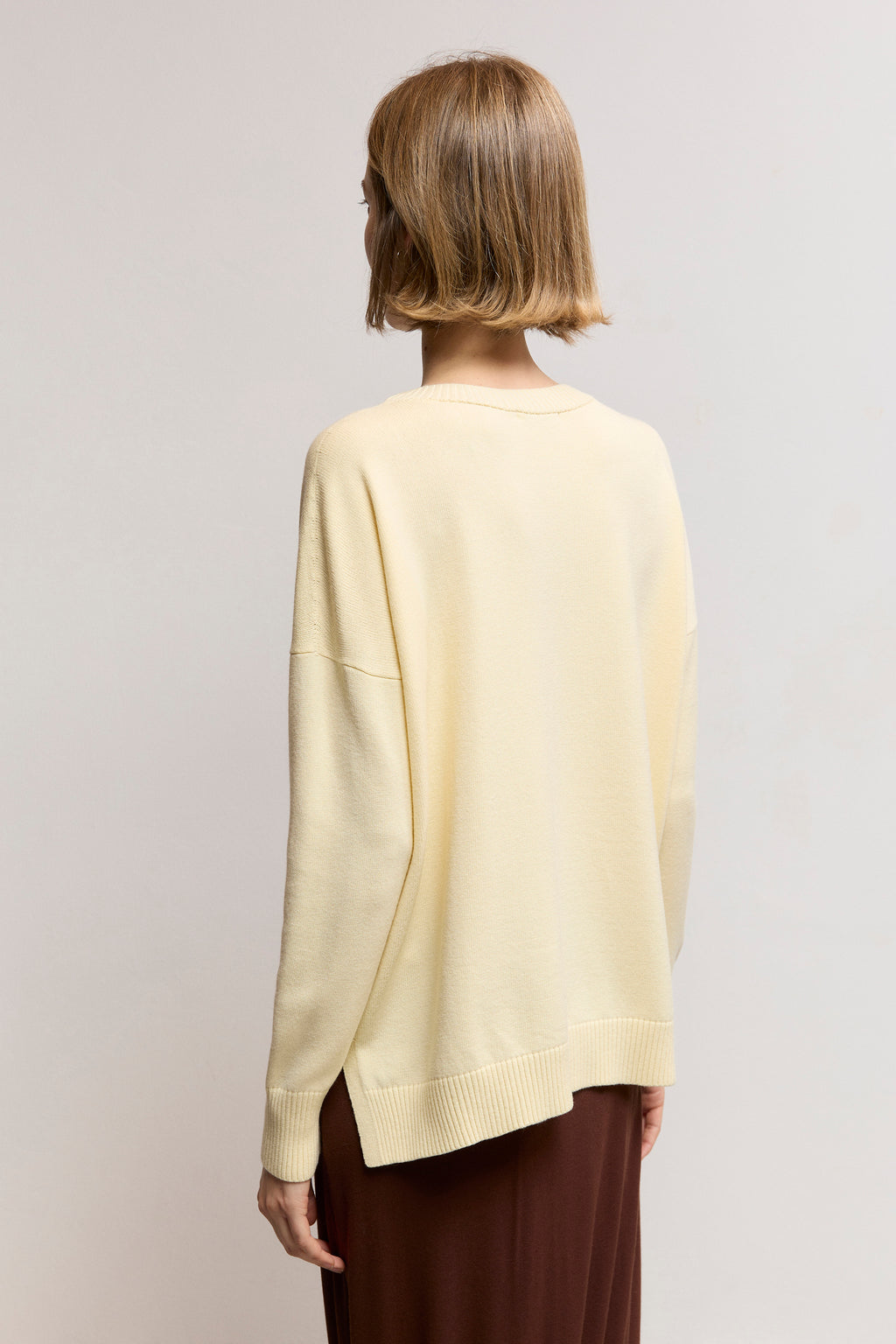 Round drop-sleeve sweater