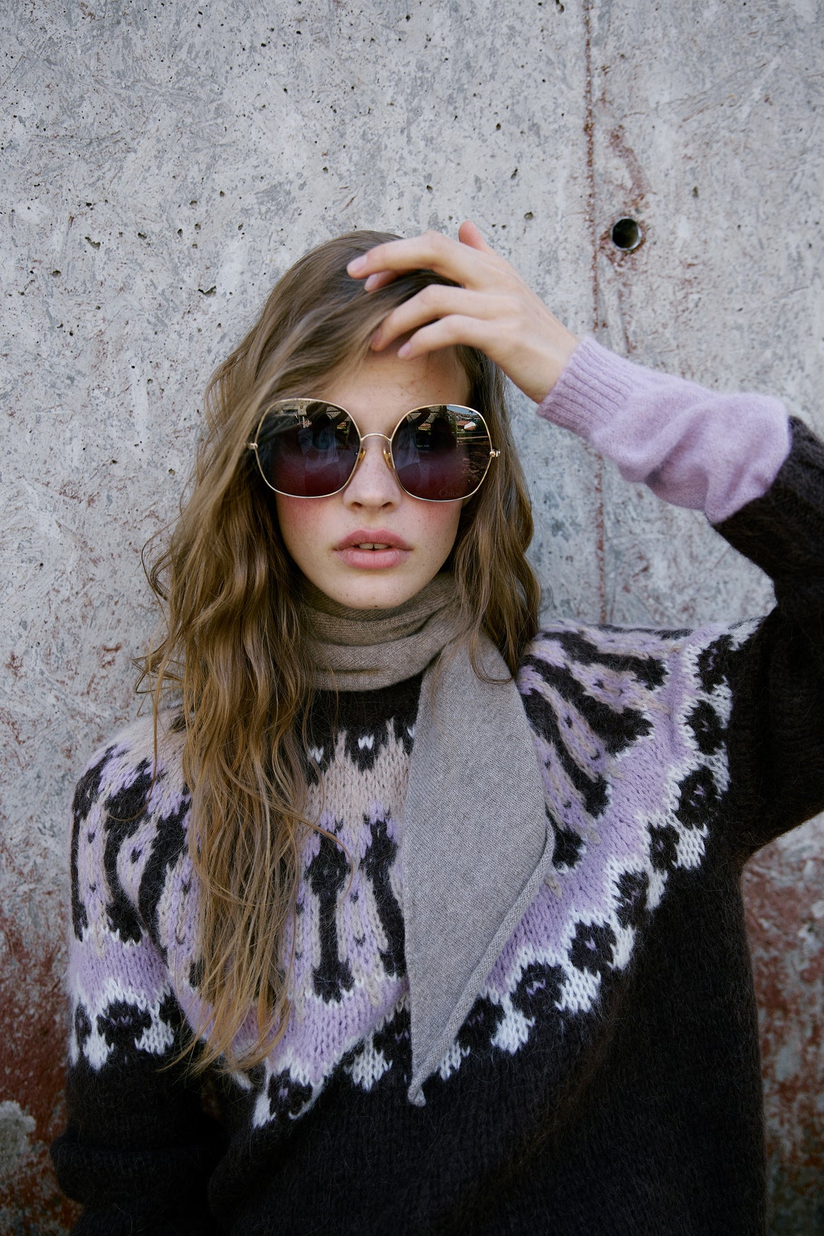 Fitted sleeves alpaca sweater