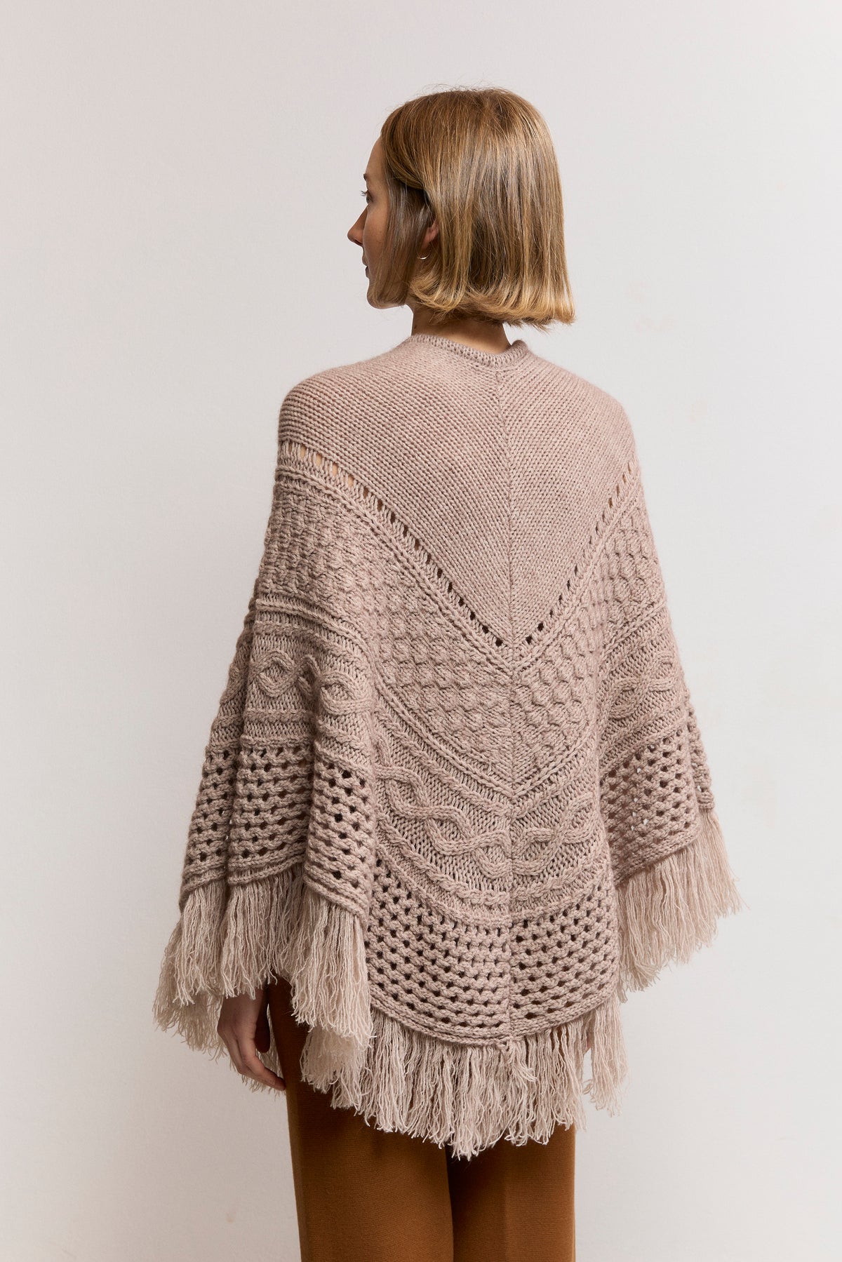 Poncho trenzas mohair