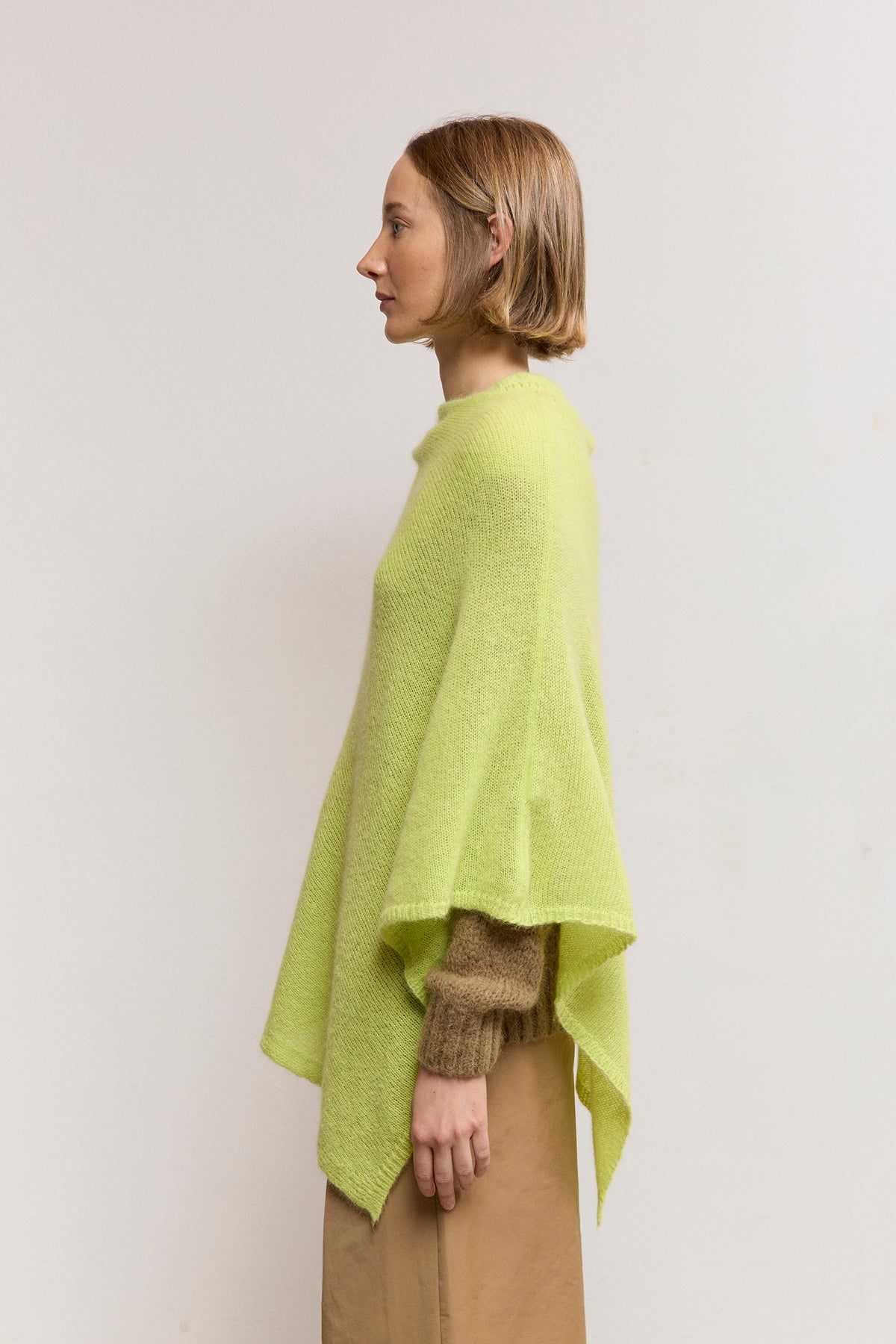 Capa asimétrica de alpaca suri
